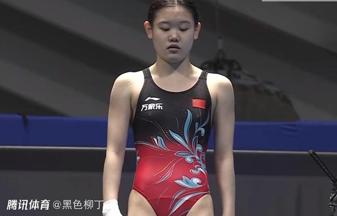 丝袜美腿美女被狂躁在线观看