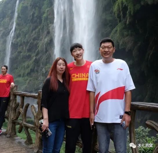 亚洲六月丁香六月婷婷色伊人
