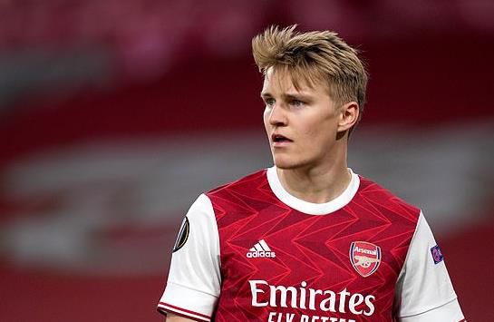 日本护士献身取精xxxxx